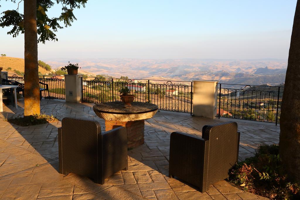 Agriturismo Monticelli Mussomeli Exterior photo